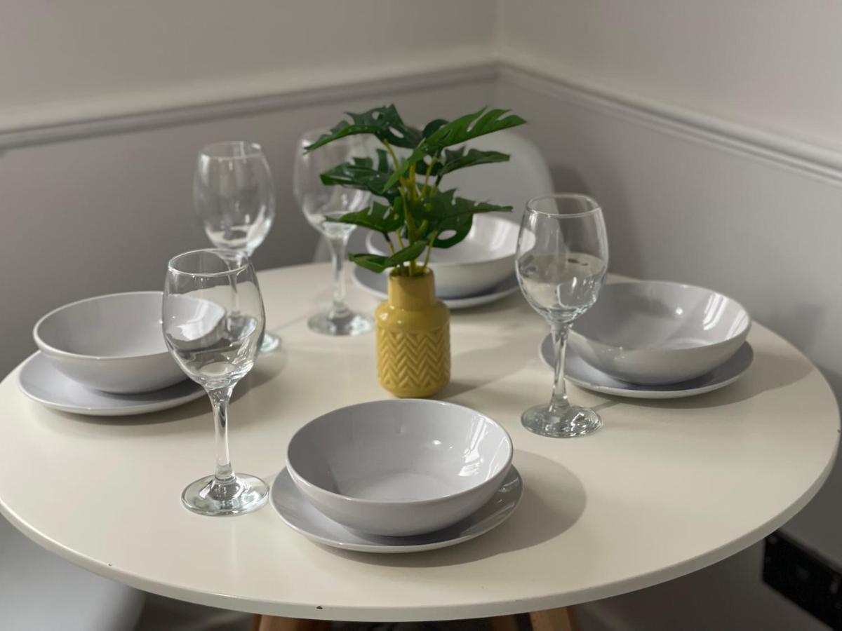 Modern 1 Bed Ground Floor Apartment Dartford Bagian luar foto